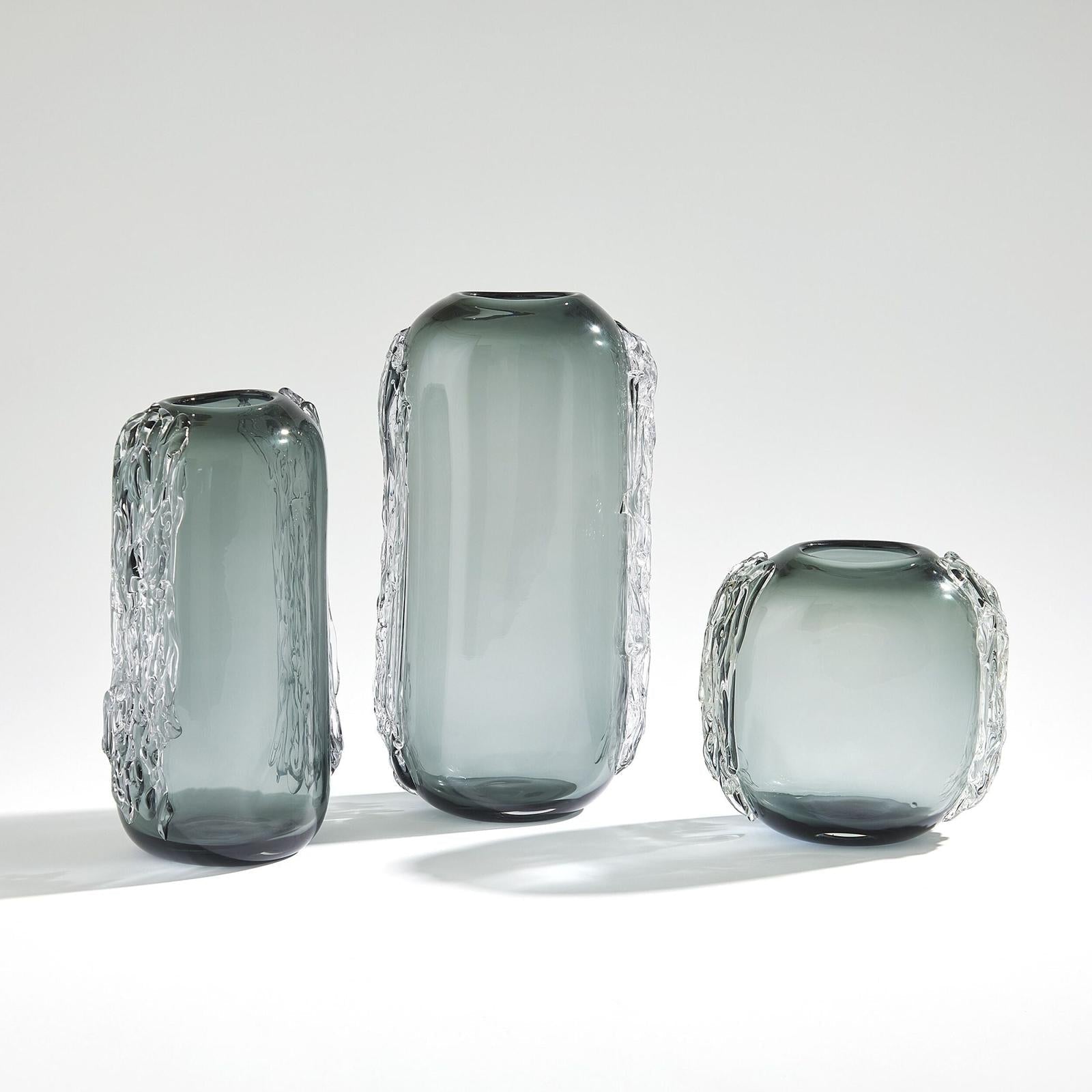 Global Views Side Squiggle Vase