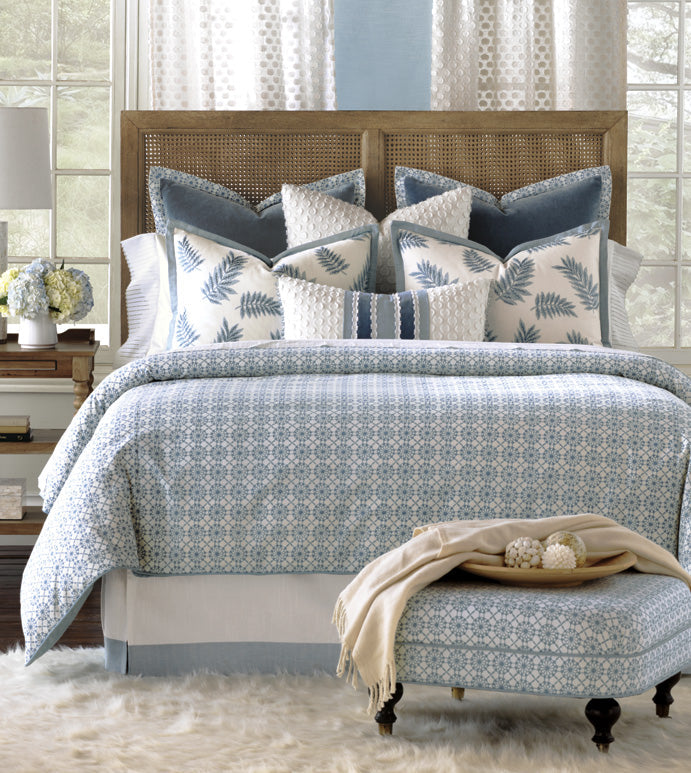 Eastern Accents Penelope Hand-Tacked Comforter