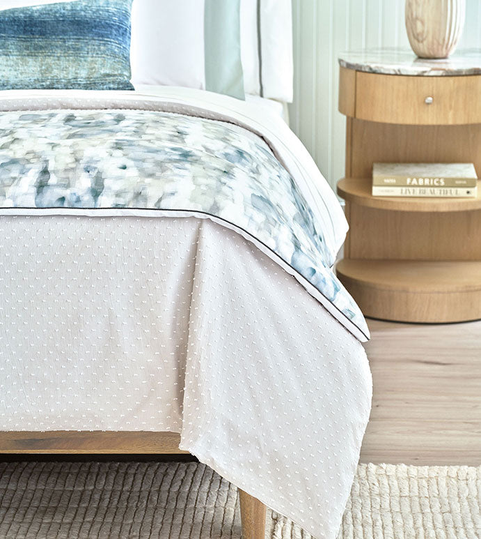 Eastern Accents Camille Fil Coupe Tacked Comforter