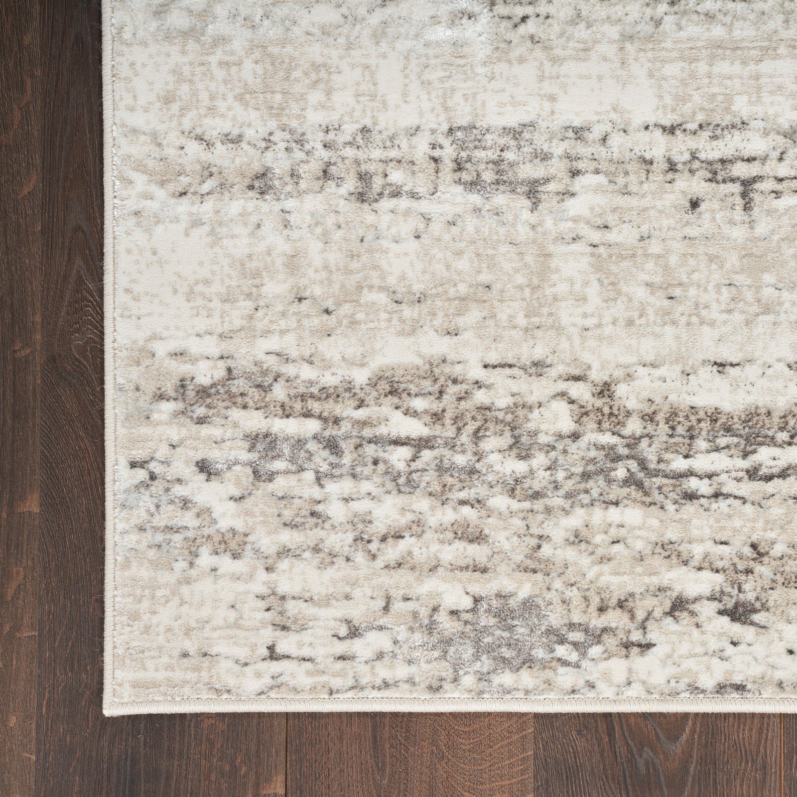 Nourison Glitz GLZ10 Modern Indoor Rug