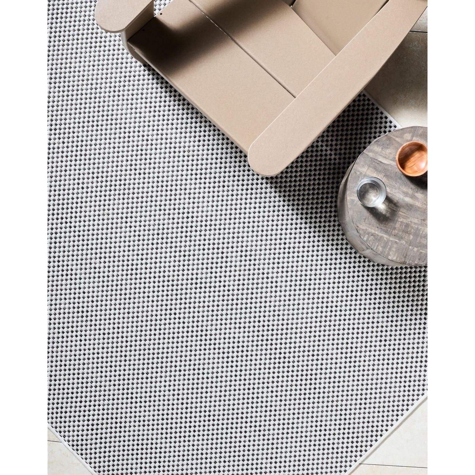 Livabliss by Surya Barberry GABA-2300 Machine Woven Rug