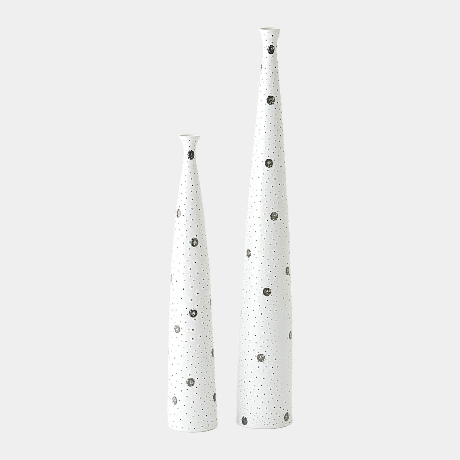 Global Views Spotted White and Black Vase