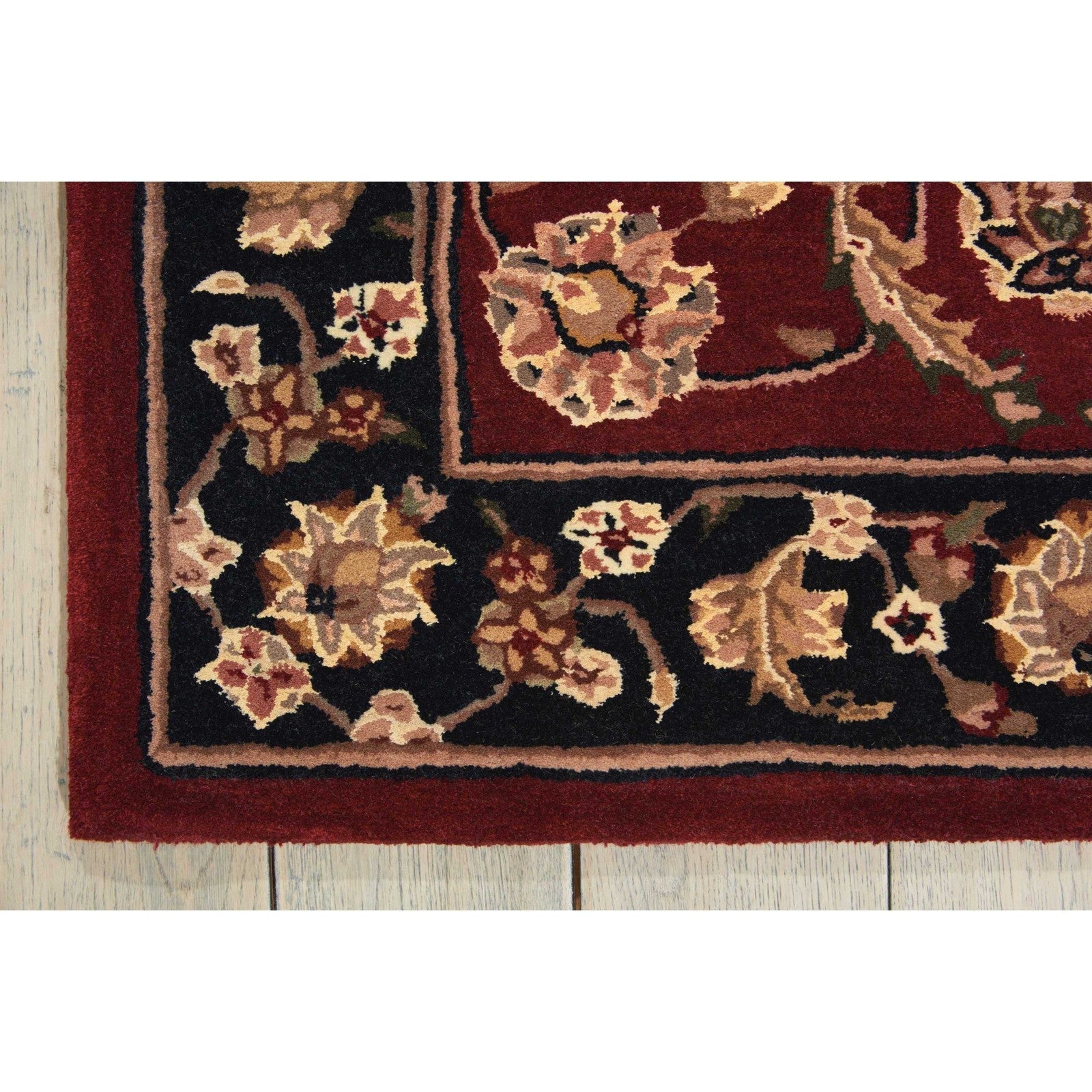 Nourison 2000 2002 Traditional Indoor Rug