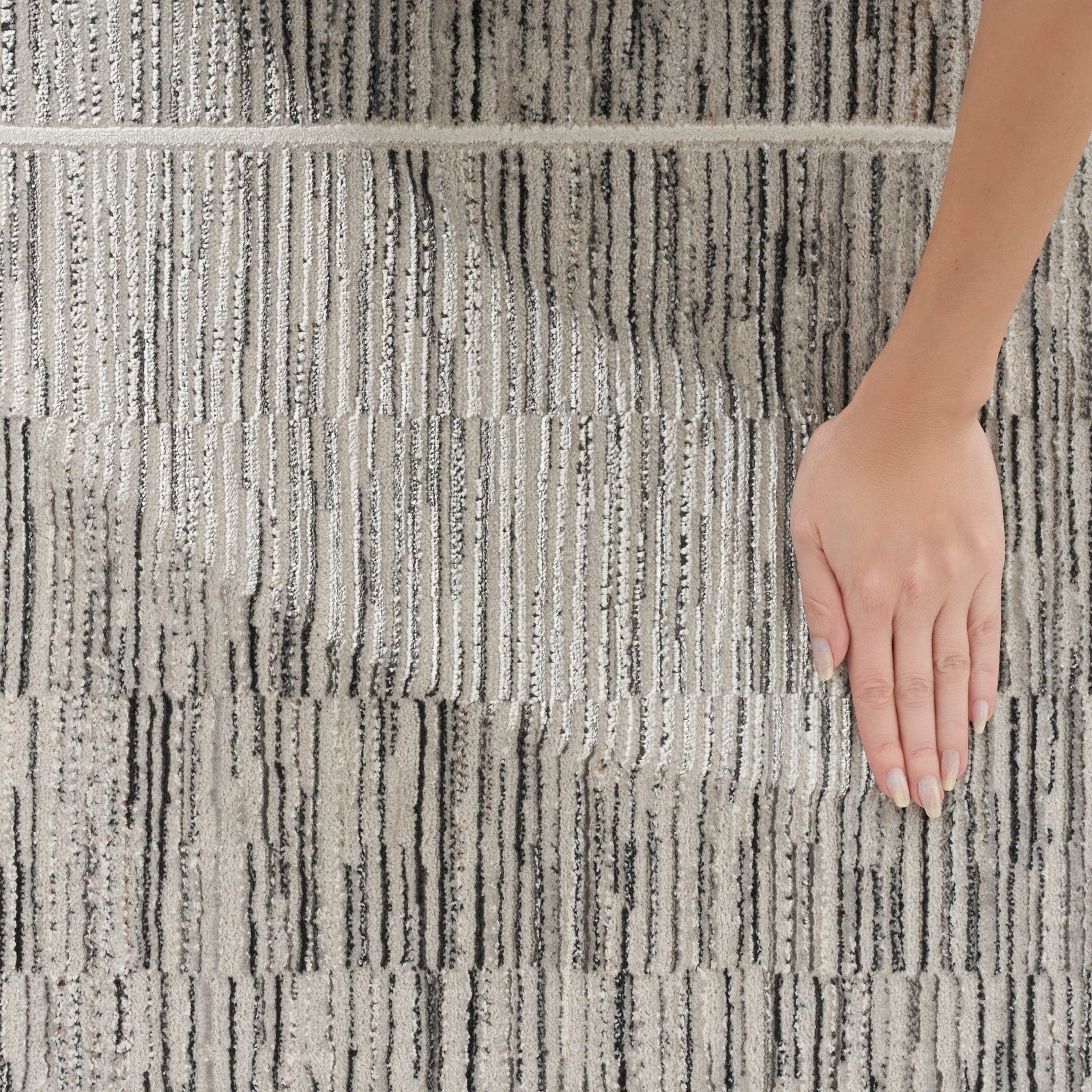 Nourison Desire DSR02 Modern Indoor Rug