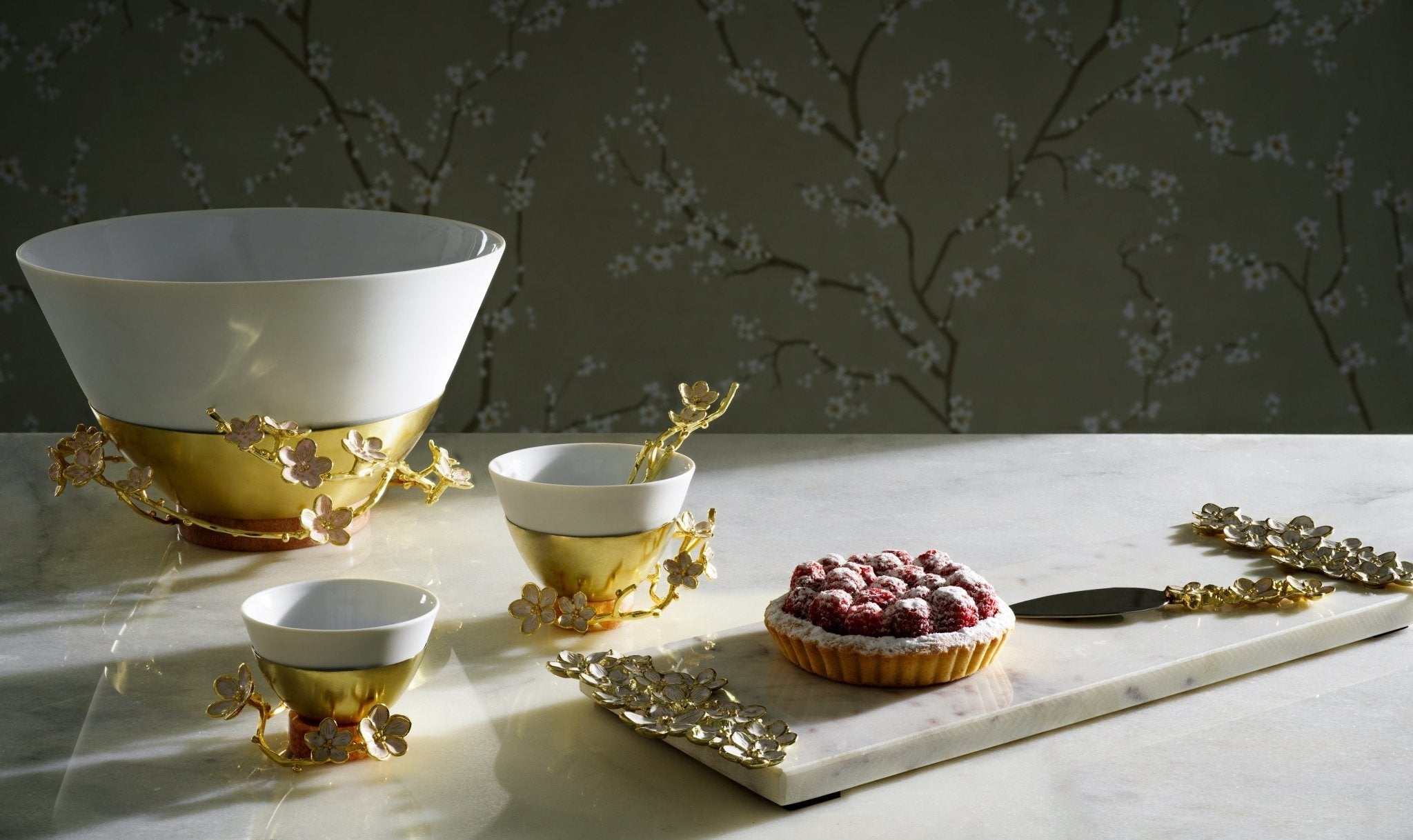 Michael Aram Cherry Blossom Cheese Board With Spreader