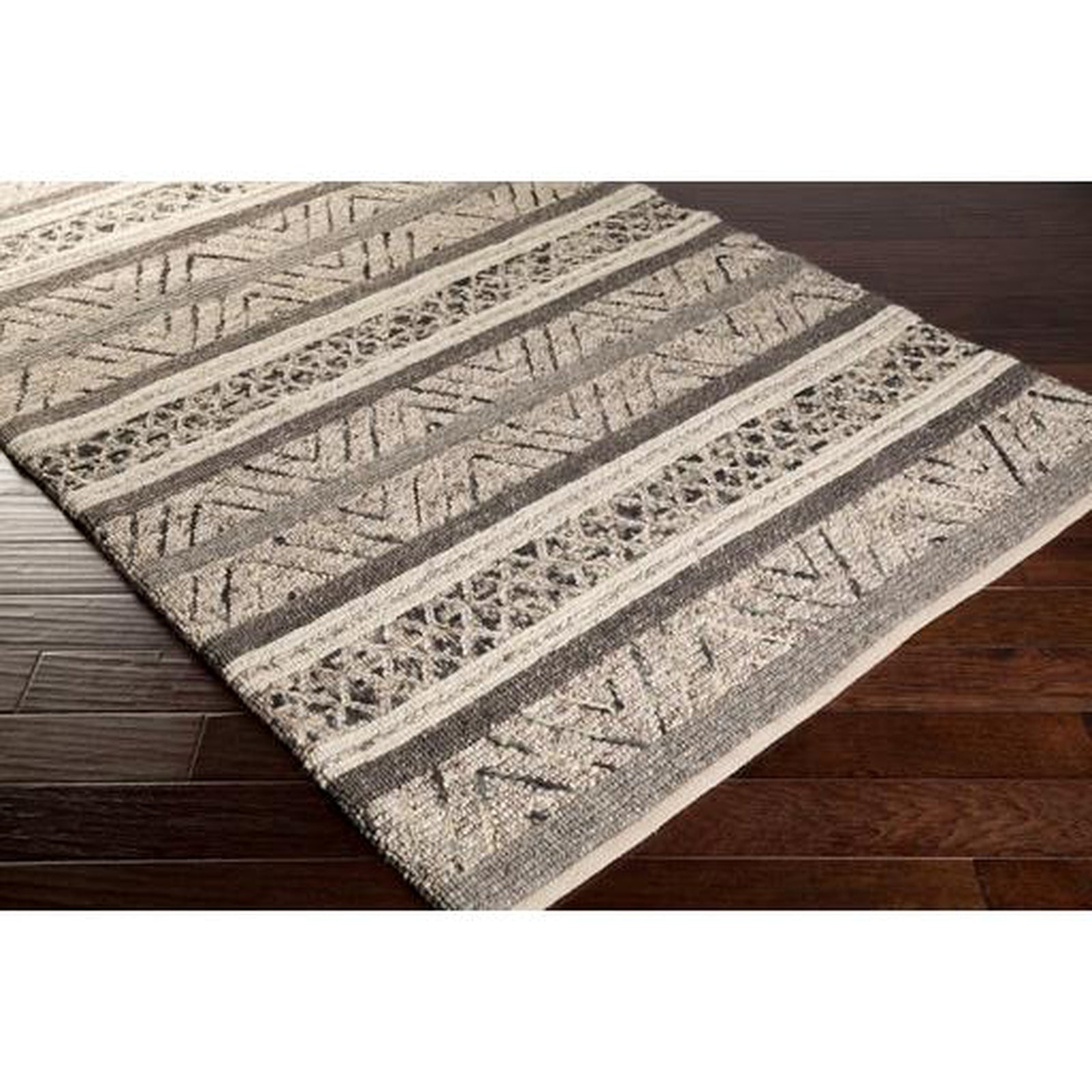 Surya Nico NIC-7001 Rug Clearance