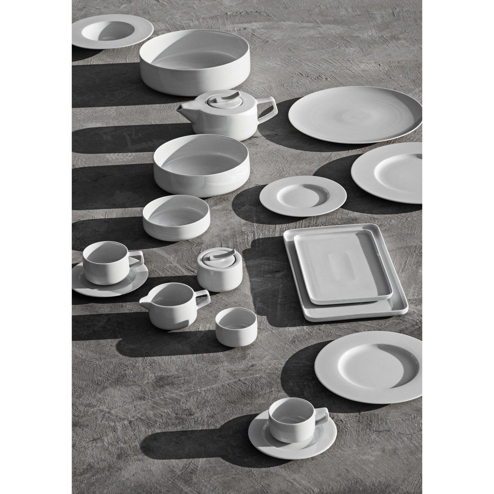 Vista Alegre Silk Road White Oval Platter