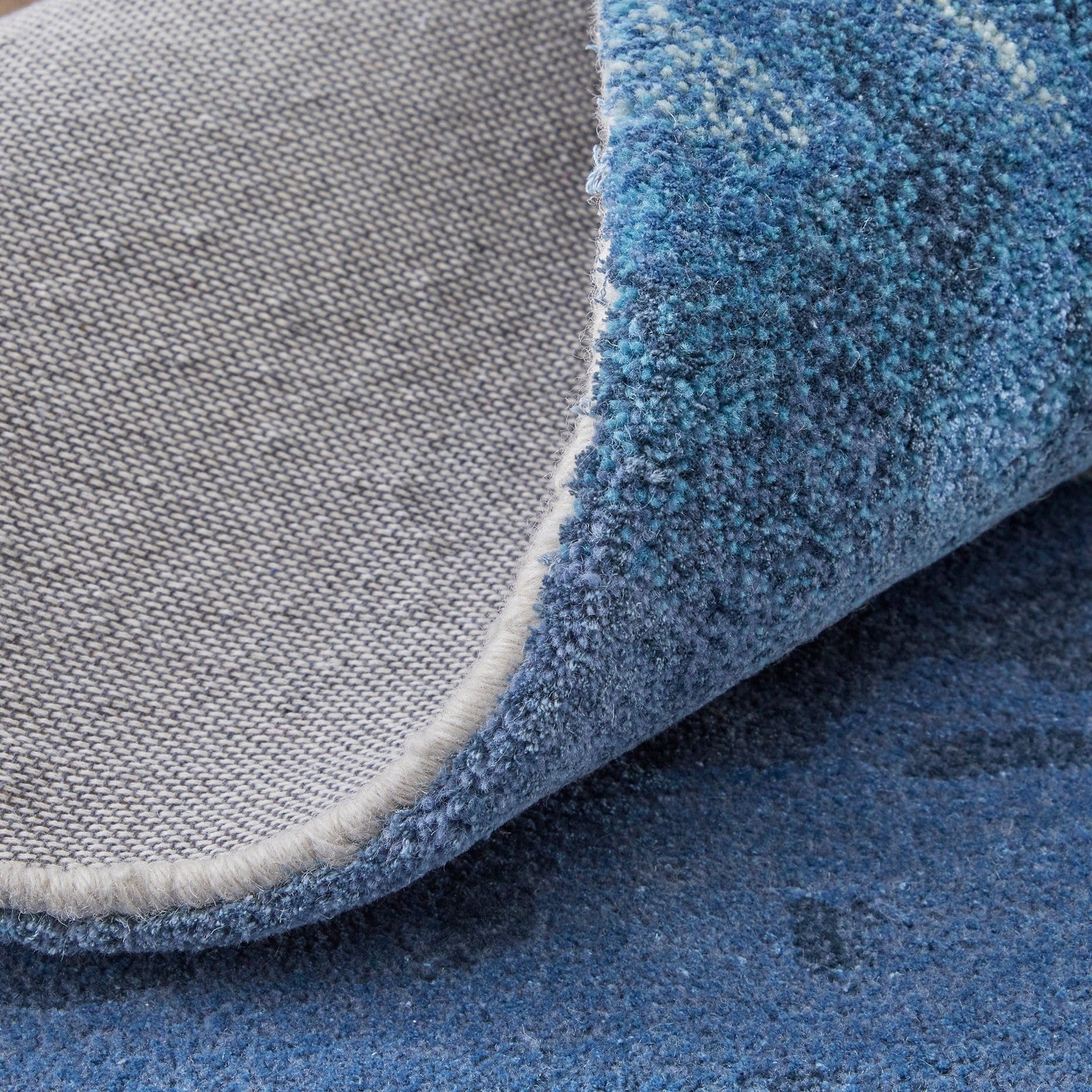 Feizy Anya 8921F Transitional Abstract Rug in Blue/Ivory
