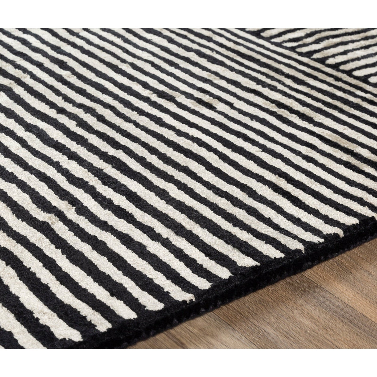 Livabliss by Surya Quartz QTZ-5037 Rug