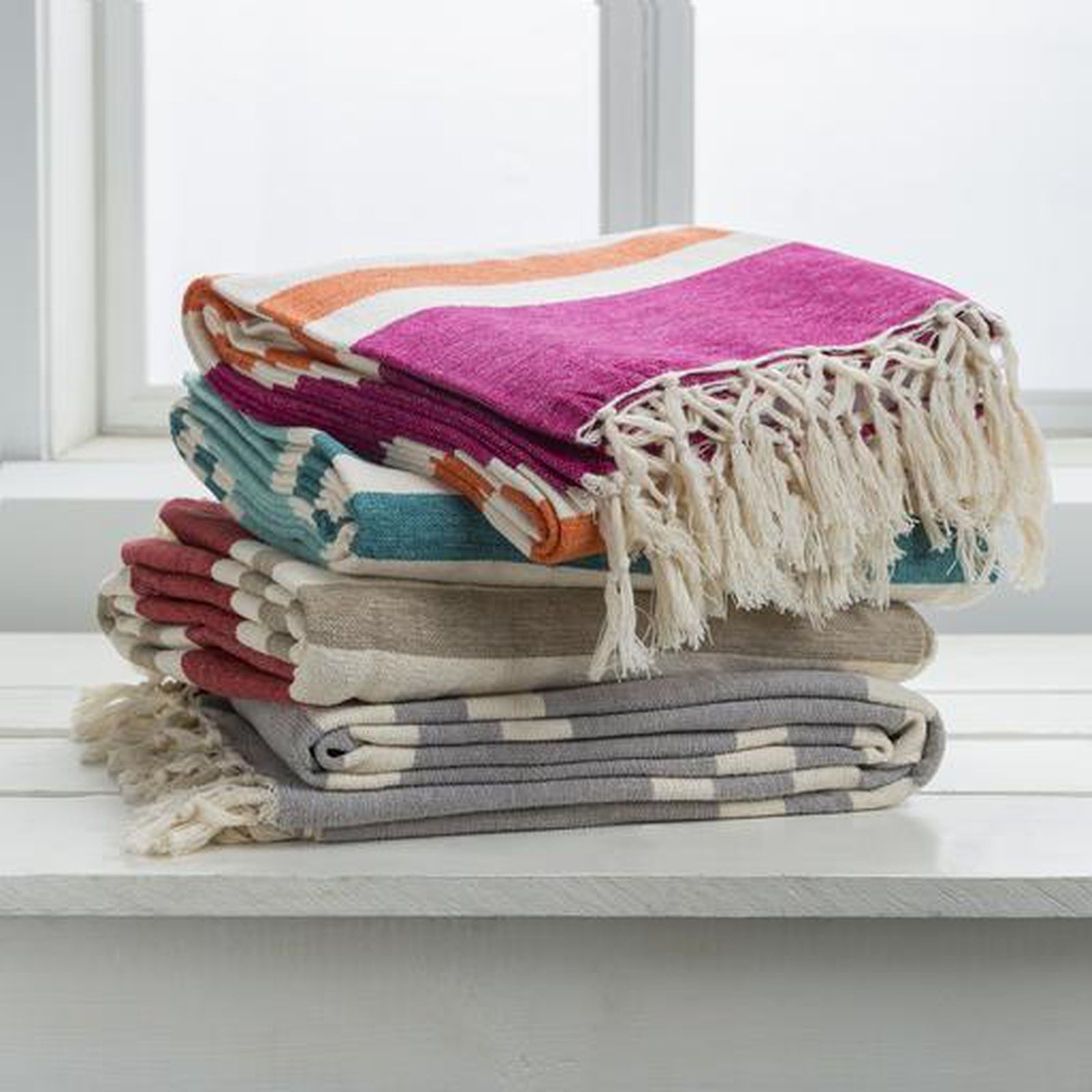 Surya Troy TOY-7004 Throw Clearance