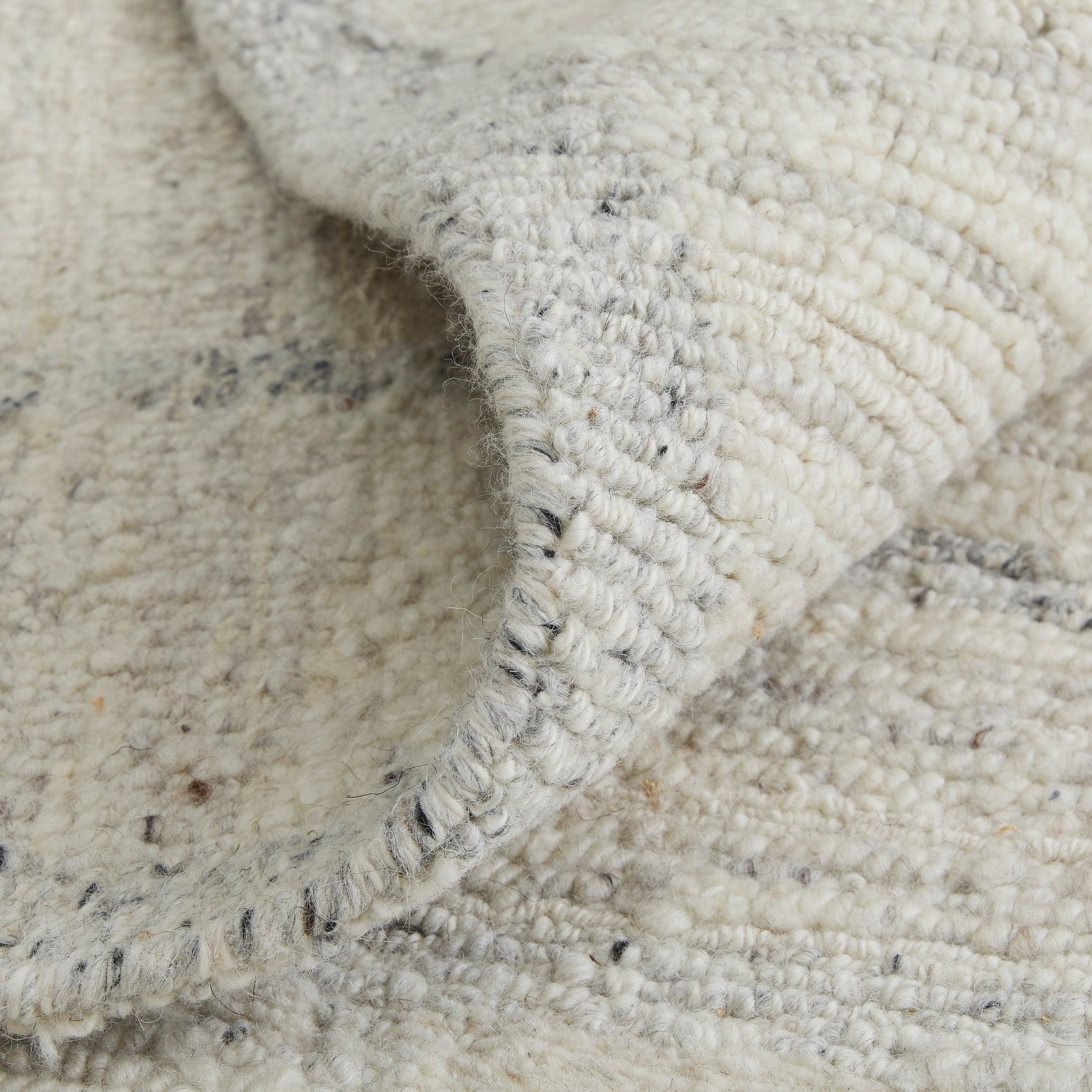 Feizy Navaro 8913F Modern Distressed Rug in Ivory/Gray/Blue