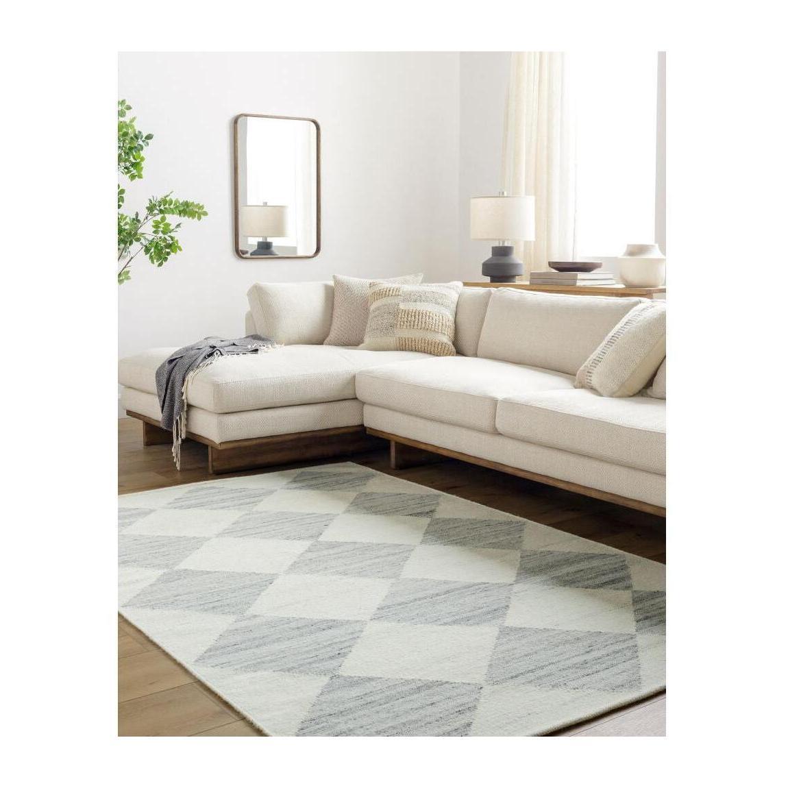 Livabliss by Surya Antho VVAT-2303 Handmade Rug