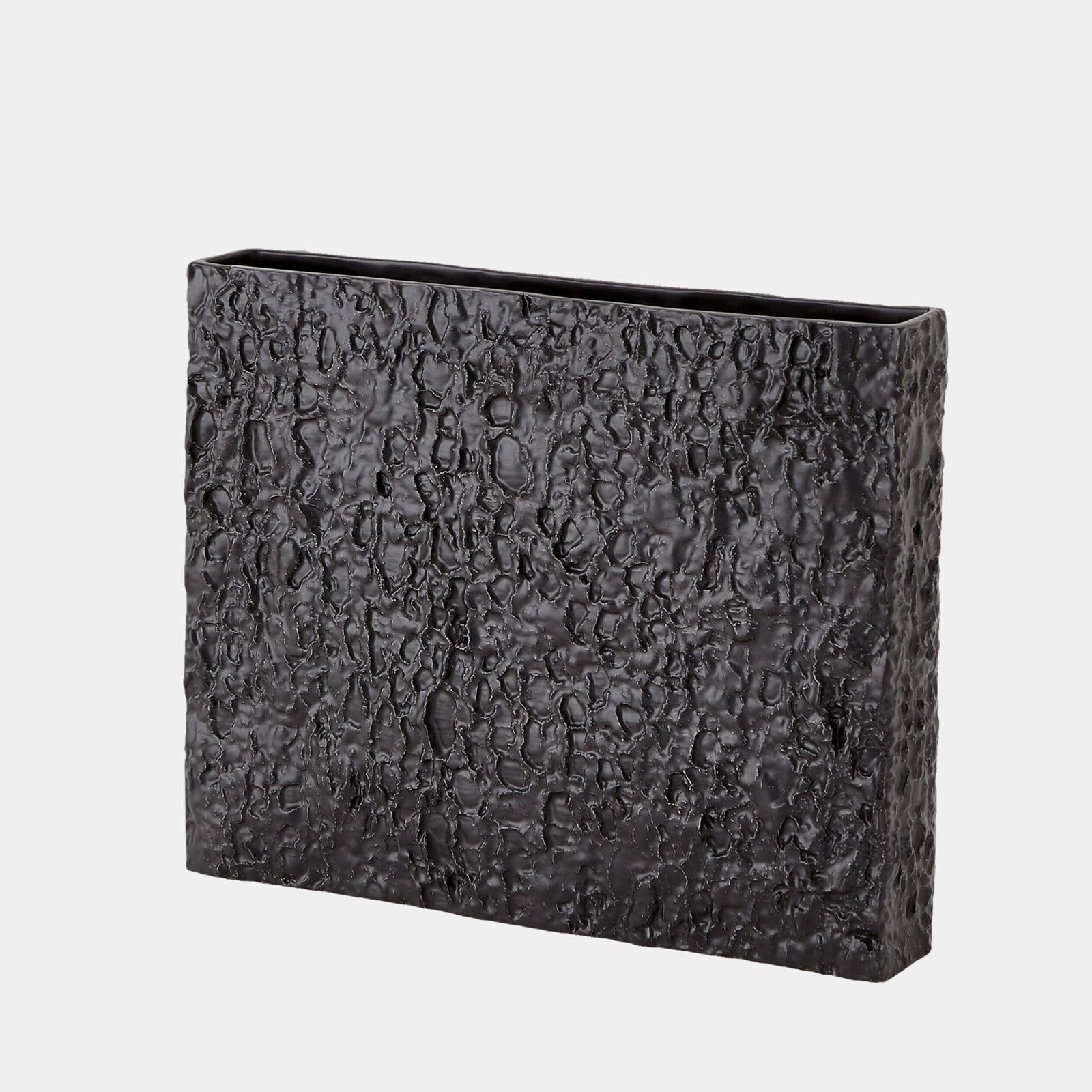 Global Views Rhytidome Texture Vase