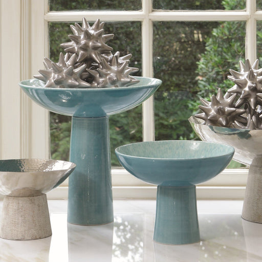 Global Views Chamomile Footed Bowl