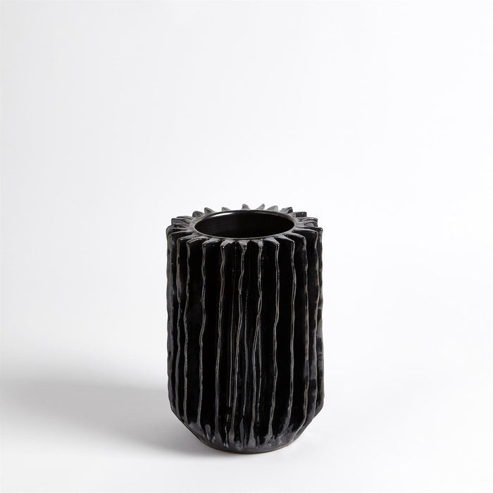Global Views Radiator Swirl Vase