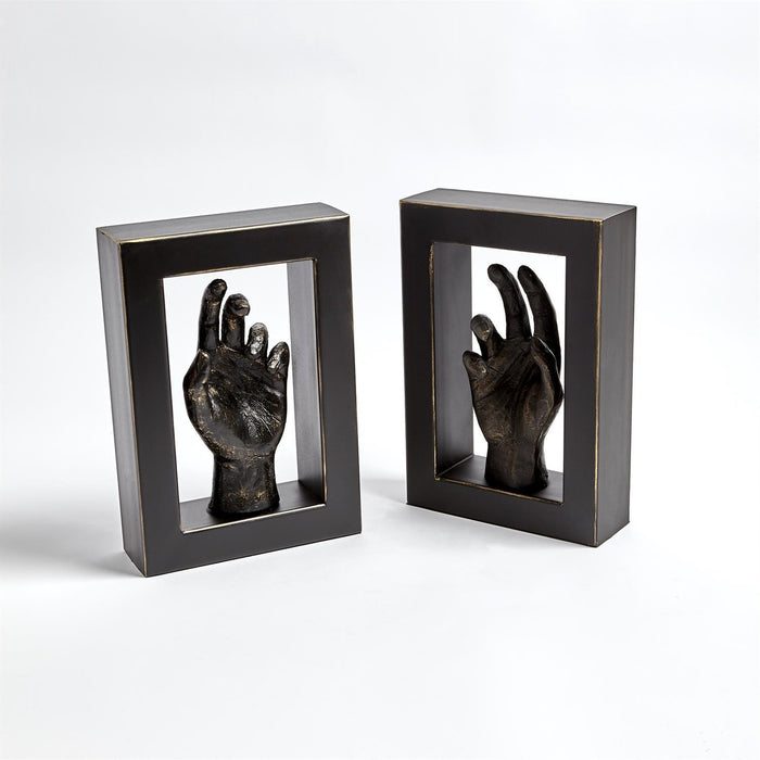 Global Views Boxed Hand