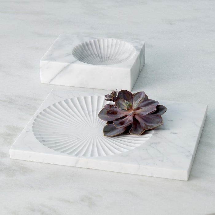 Global Views Carved Marble Plateau